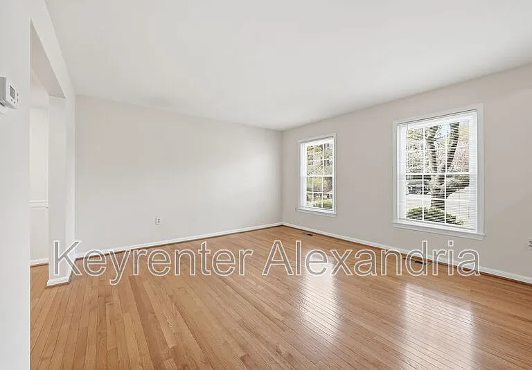 8239 Doctor Craik Ct — Photo 6