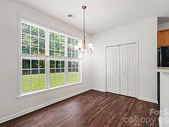 5th image of 11310 Glenstone Ct