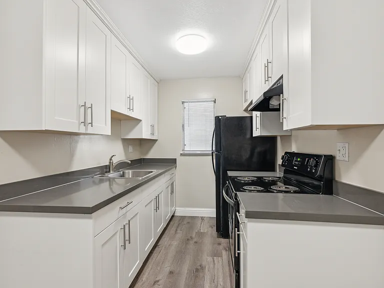 2732 Haste Street — Photo 20