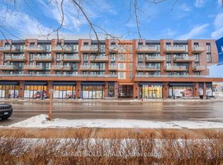 215 Lakeshore Rd W #533, Mississauga, ON L5H 1G6