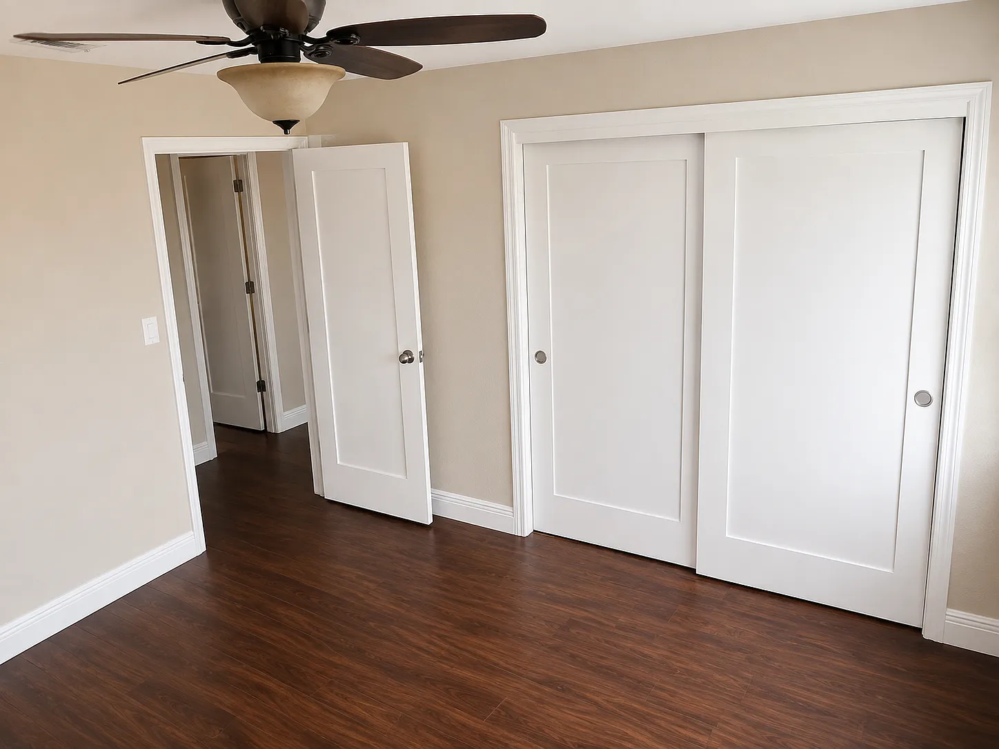 3 bed, 1277 sqft, $3,500 — Photo 2