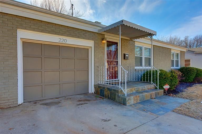 220 E Lindberg St, Springfield, MO 65807 Zillow