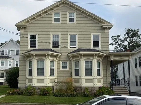 107 Winter Street, 107 Winter St #3, Fall River, MA 02720