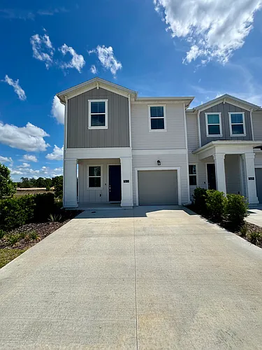 7613 Stone Creek Trl Photo 1