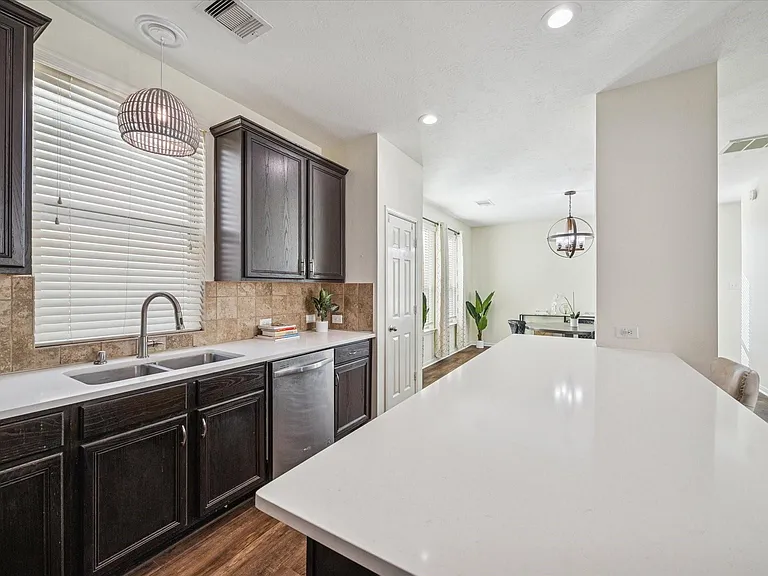 3332 Home Point Dr — Photo 15