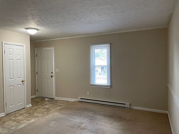 4th image of 445 City View St APT C