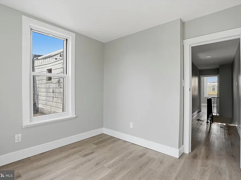3185 Agate St — Photo 16