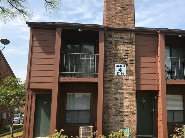 904 University Oaks Blvd, College Station, TX