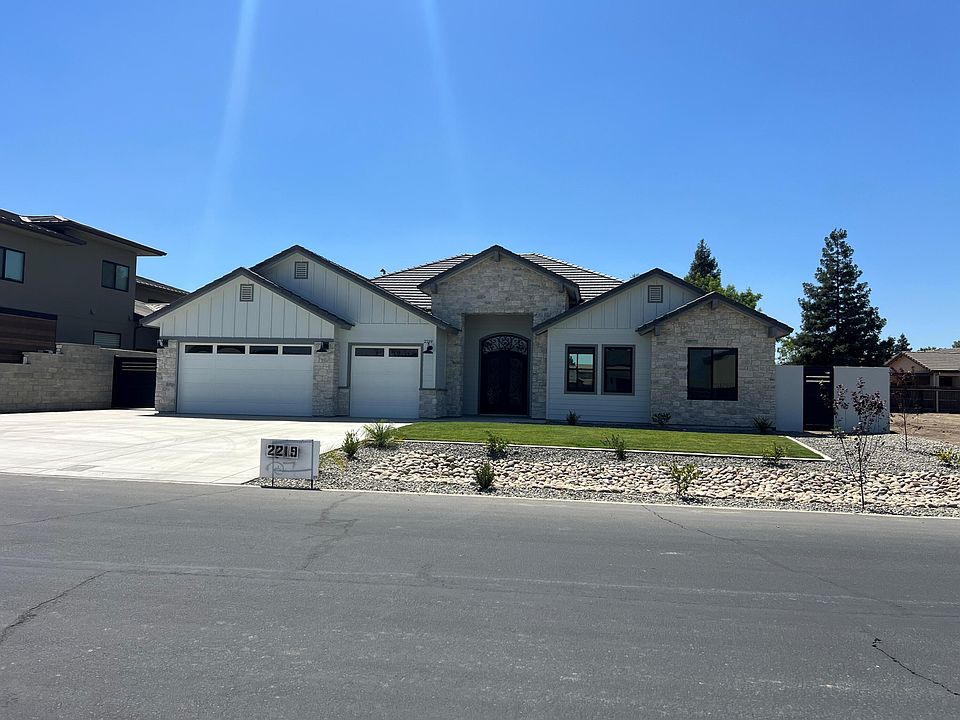 1st image of 2219 Diamante Drive