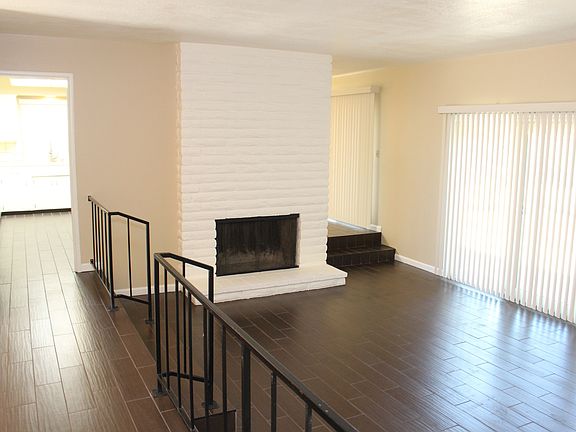 5th image of 678 W Escalon Ave