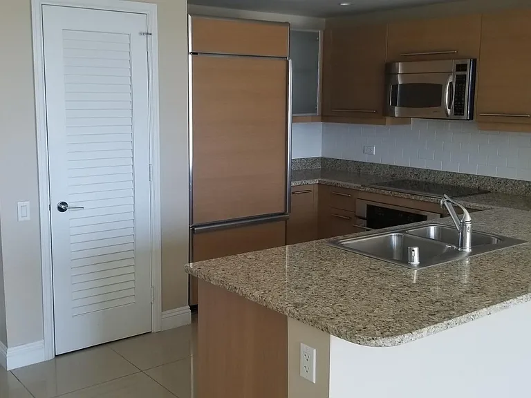 322 Karen Ave #1706 — Photo 7