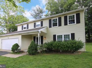 6923 Halyard Pl, Burke, VA 22015
