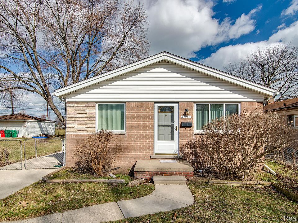1st image of 24584 Brittany Ave