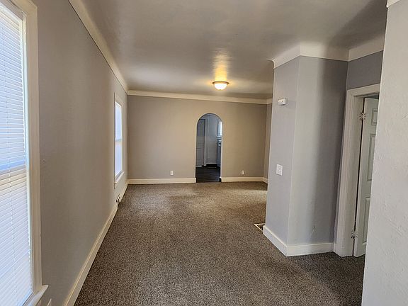 3rd image of 1811 State St #1
