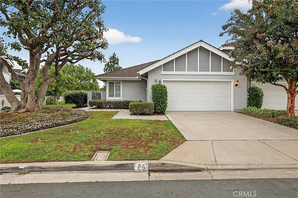 2 bed, 1452 sqft, $4,600 — Photo 1