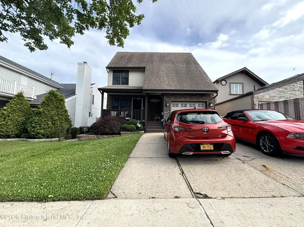 203 Heffernan St, Staten Island, NY 10312