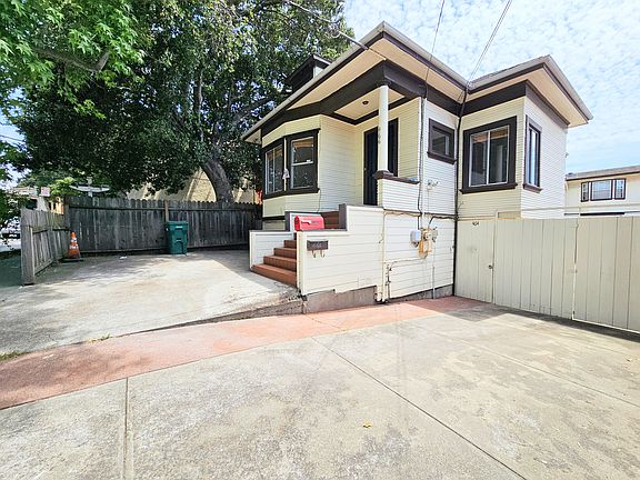 2nd image of 466 Van Dyke Ave