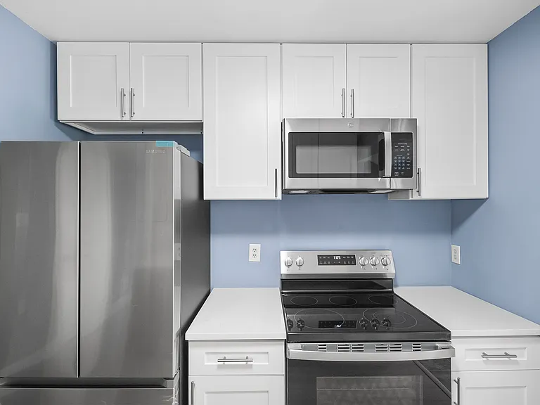22 Lexington Dr — Photo 8