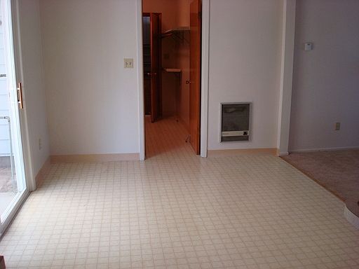 2nd image of 1013 NW 95th St