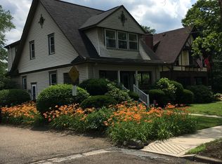 910 Washington Ave, Oakmont, PA 15139