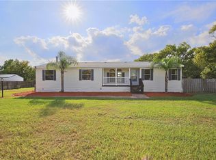 31309 David Walker Dr, Tavares, FL 32778