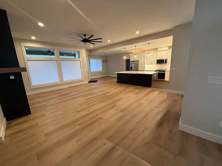 4518 Maple Ave — Photo 15