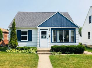 3286 N 90th St, Milwaukee, WI 53222