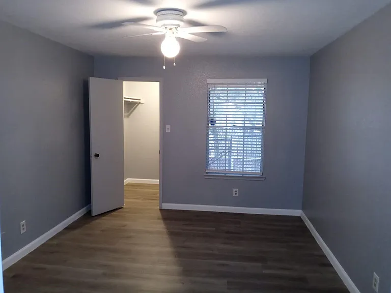 9700 Leawood Blvd #306 — Photo 9