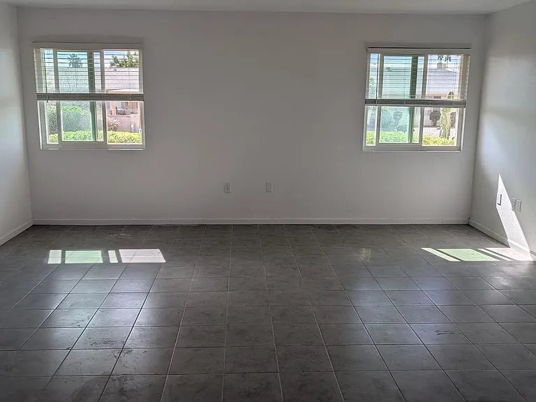 10631 W Desert Rock Dr — Photo 11