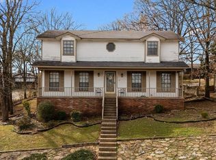 52 Dove Creek Cir, N Little Rock, AR 72116