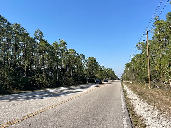4th image of 985 Everglades Blvd S