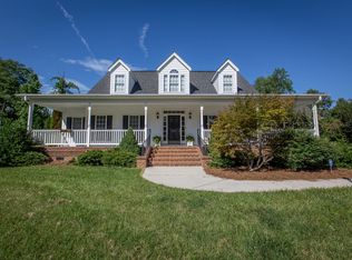 3631 Summit Lakes Dr, Browns Summit, NC 27214