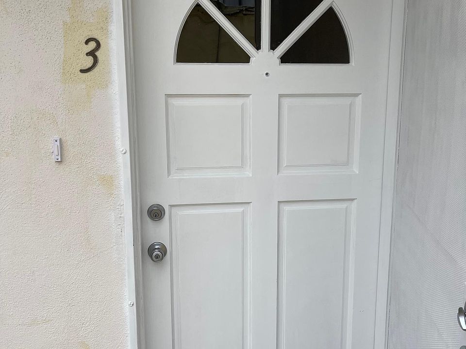 1st image of 744 Pier Ave #3
