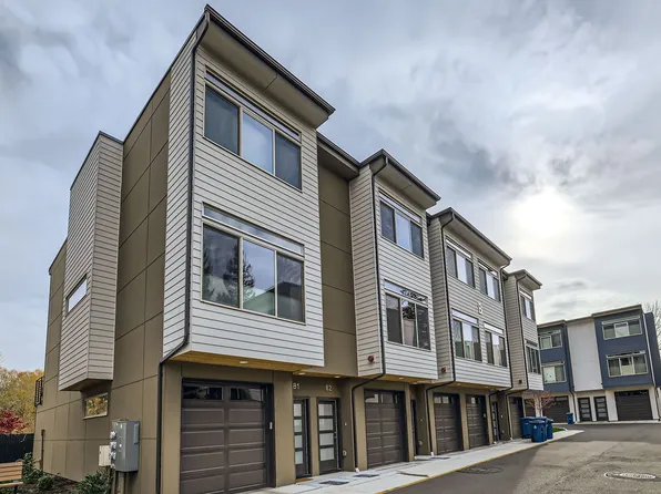5020 148th St SW #B2, Edmonds, WA 98026