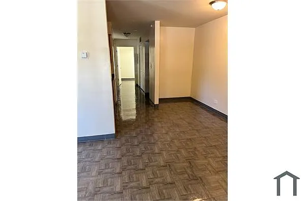 Building Photo - 505 W 65th Pl #A