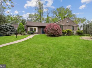410 Narragansett Dr, Cherry Hill, NJ 08002