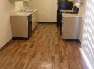 3221 SW Twilight Ct APT 102, Topeka, KS 66614