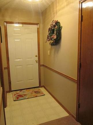 3rd image of 1937 Green Meadows Dr