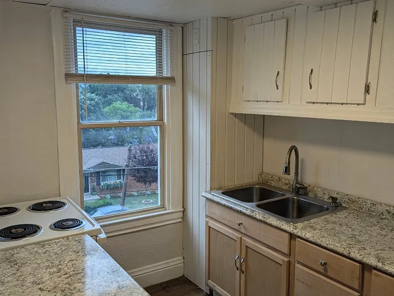 1229 Round Top St #2 — Photo 2