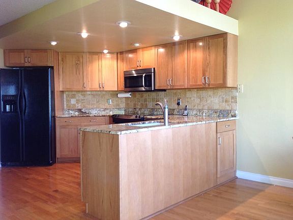 3rd image of 2124 S Beaumont Dr