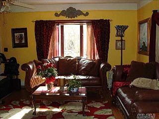 1st image of 15 Mulford St