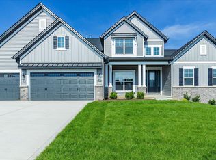 305 Clewer Park Ct, Lake Saint Louis, MO 63367