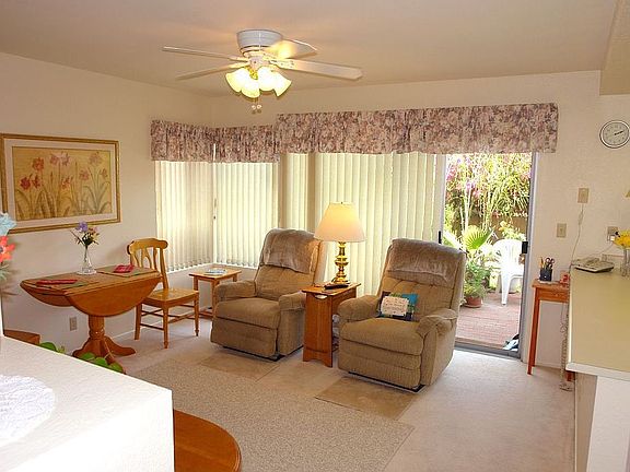 3rd image of 15877 Deer Trail Dr