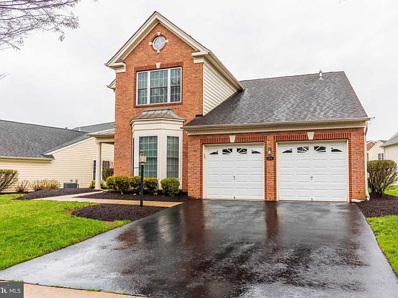 2nd image of 15581 Legacy Way