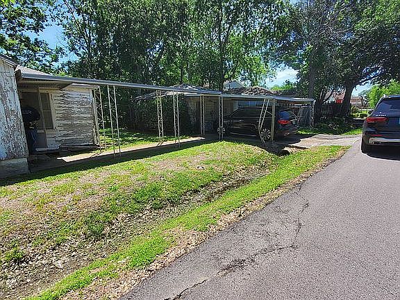 Corner Lot