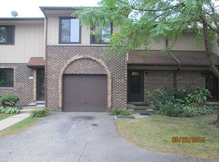 388 E Rimini Ct, Palatine, IL 60067