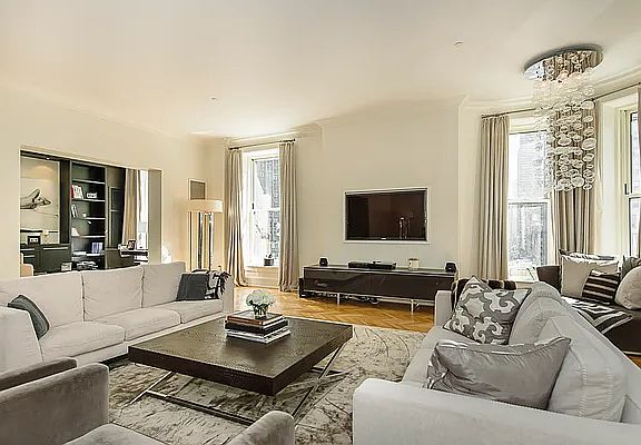 3rd image of 1 Central Park S #515
