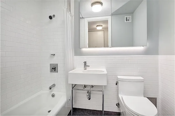 Sold by Compass | media 5