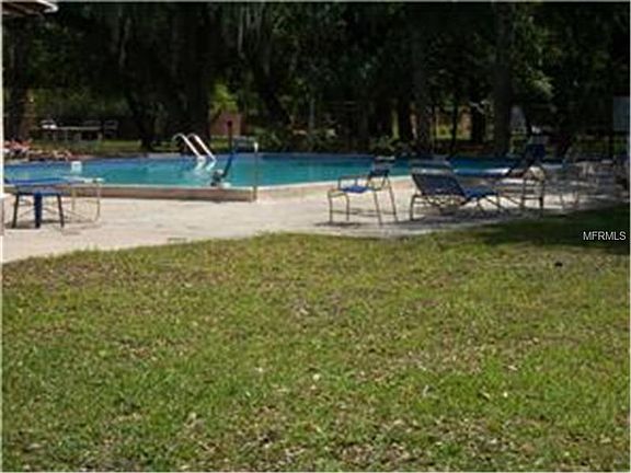 3rd image of 2699 Seville Blvd Unit 304