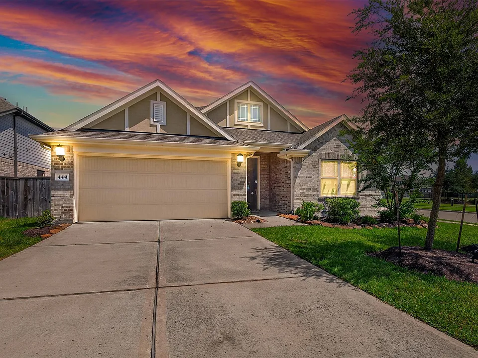 4441 Jessamine Creek Trl